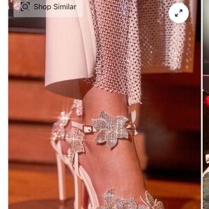 Size 11 Azalea Wang Ivory Romi1